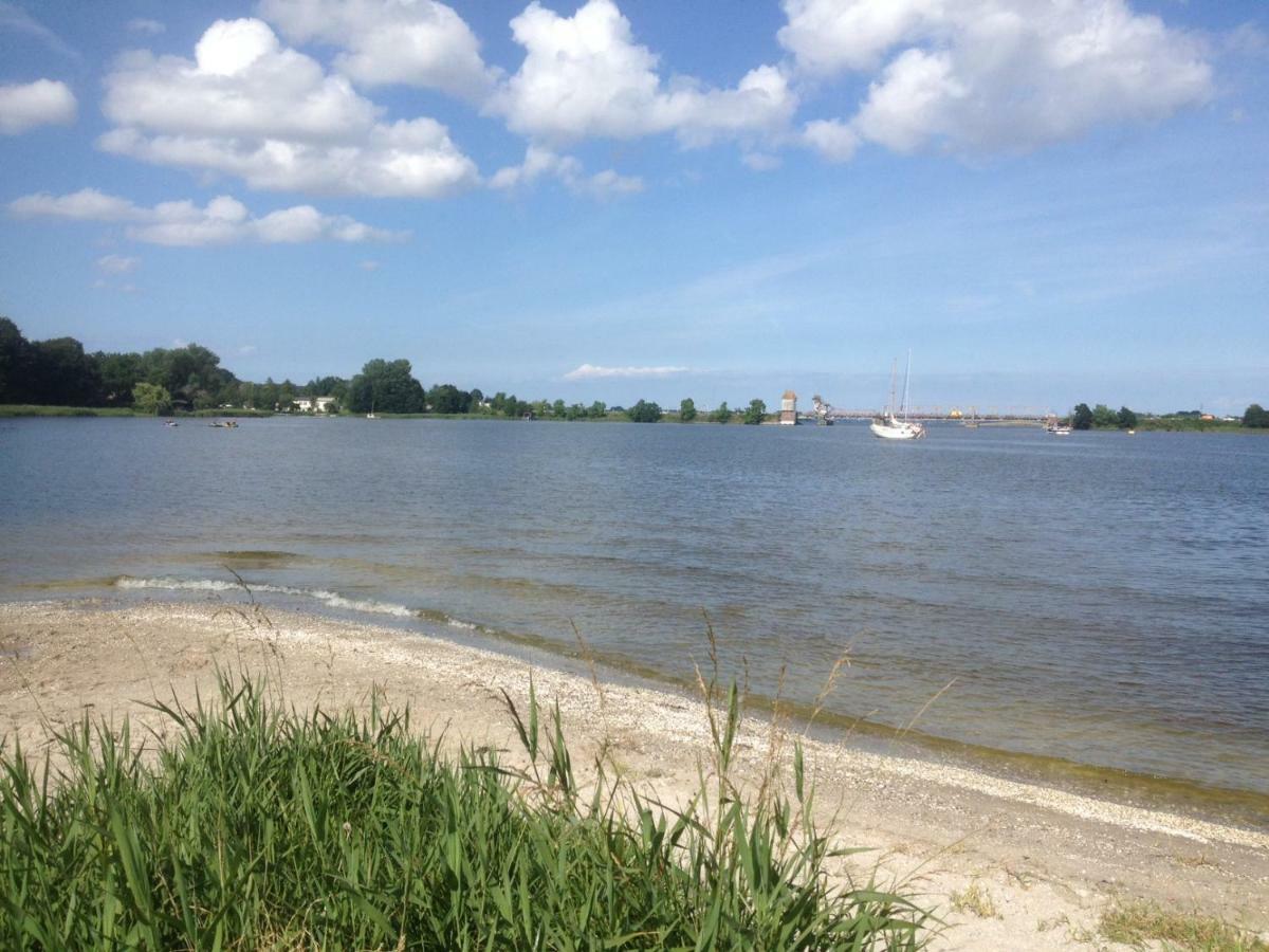 Zirkuswagen Nahe Ostsee Und Schlei Wagersrott Bagian luar foto